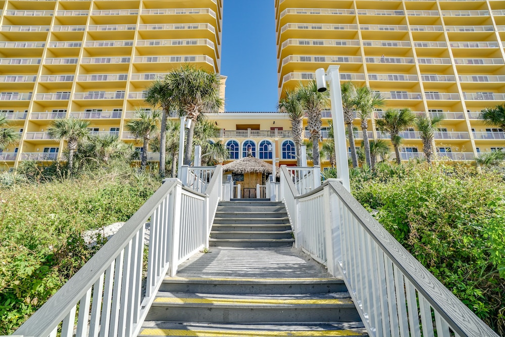 Calypso Beach Resort by Panhandle Getaways