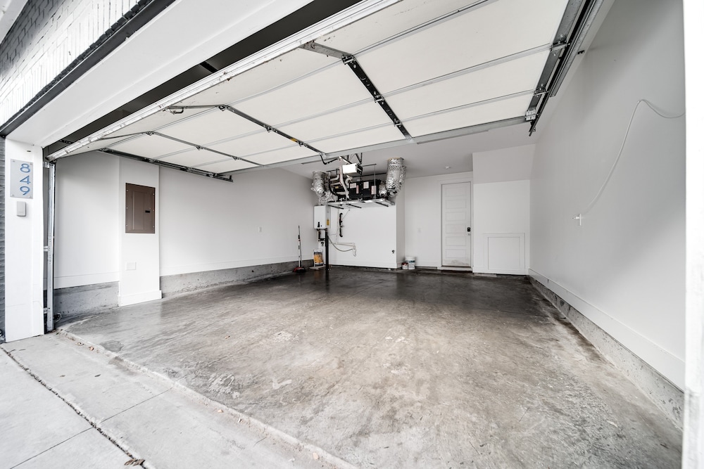 Nashville Vibes 4 Bedroom Townhouse