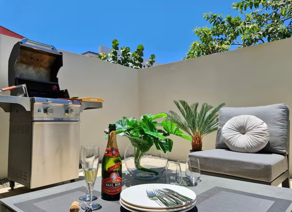 Luxury townhouse with pool in PALM BEACH