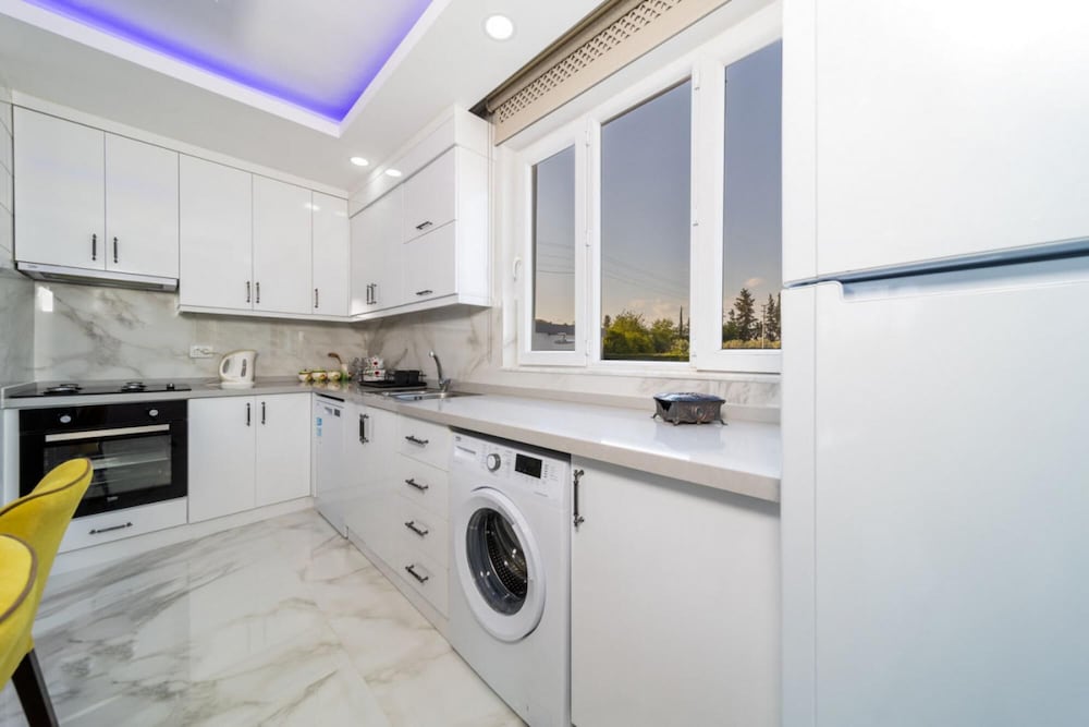 Marvelous Conservative Villa in Muratpasa