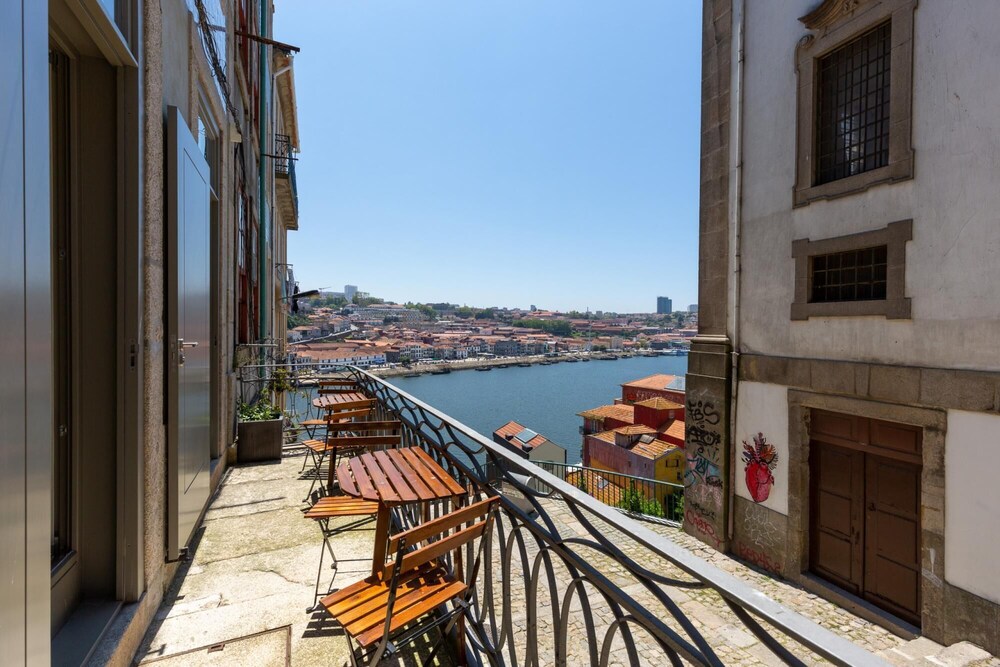 Feel Porto Code al Apartment 0 1 view 5