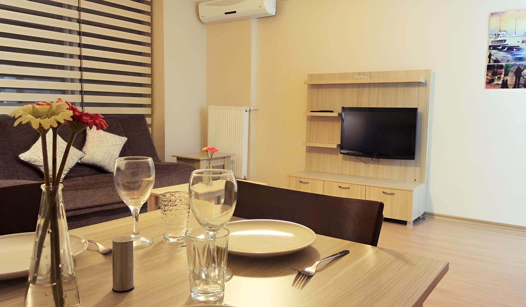 Atrium Suites