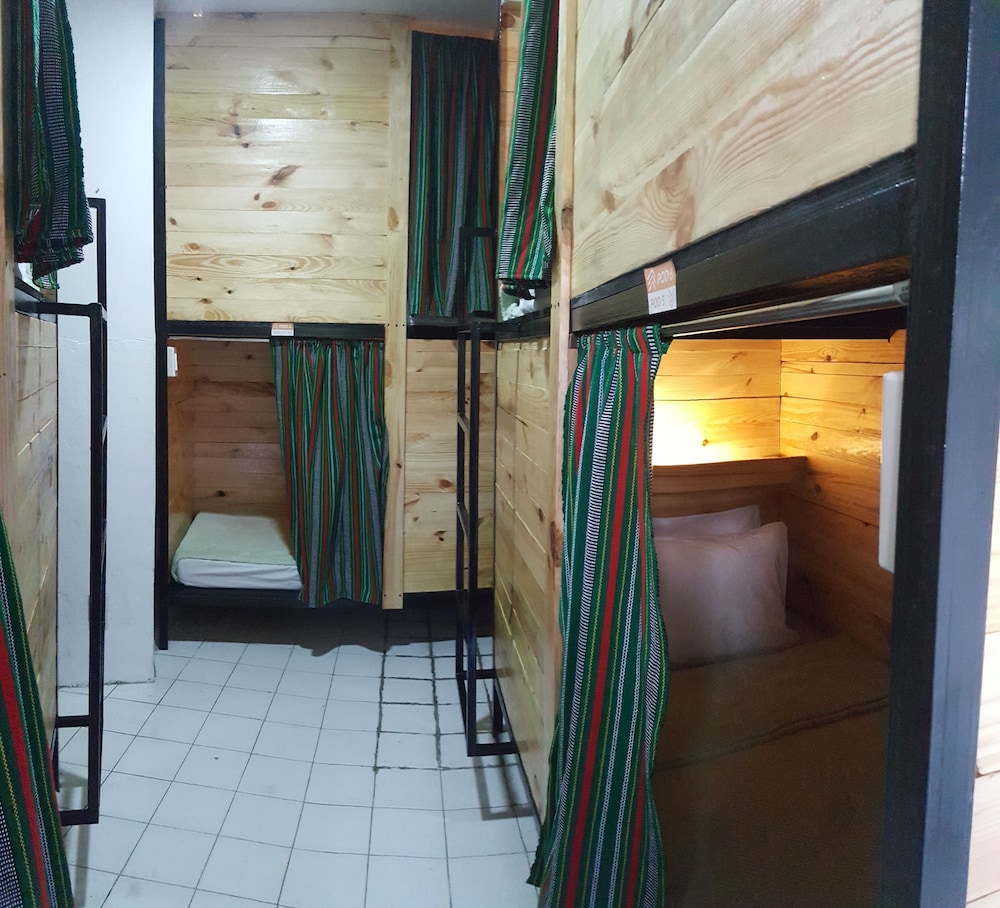 3BU Hostel Gov Pack Upper Session view 4