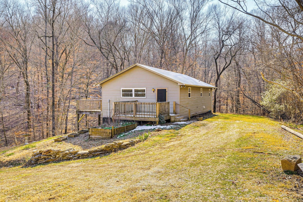 Peaceful Cabin at Lake Logan w/ Spacious Yard!