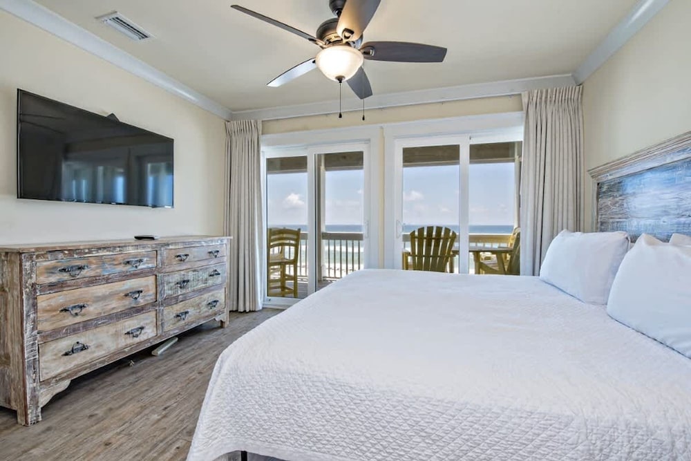 Beachfront 9bed Easybreezy East