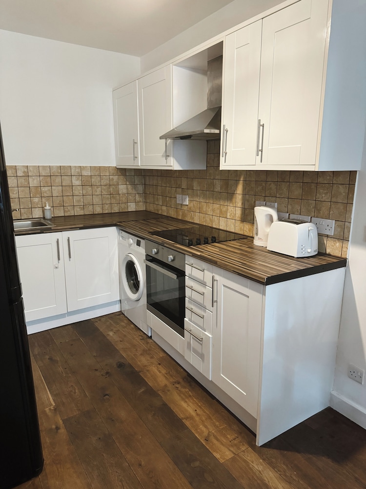 Cosy One Bedroom London Apartment