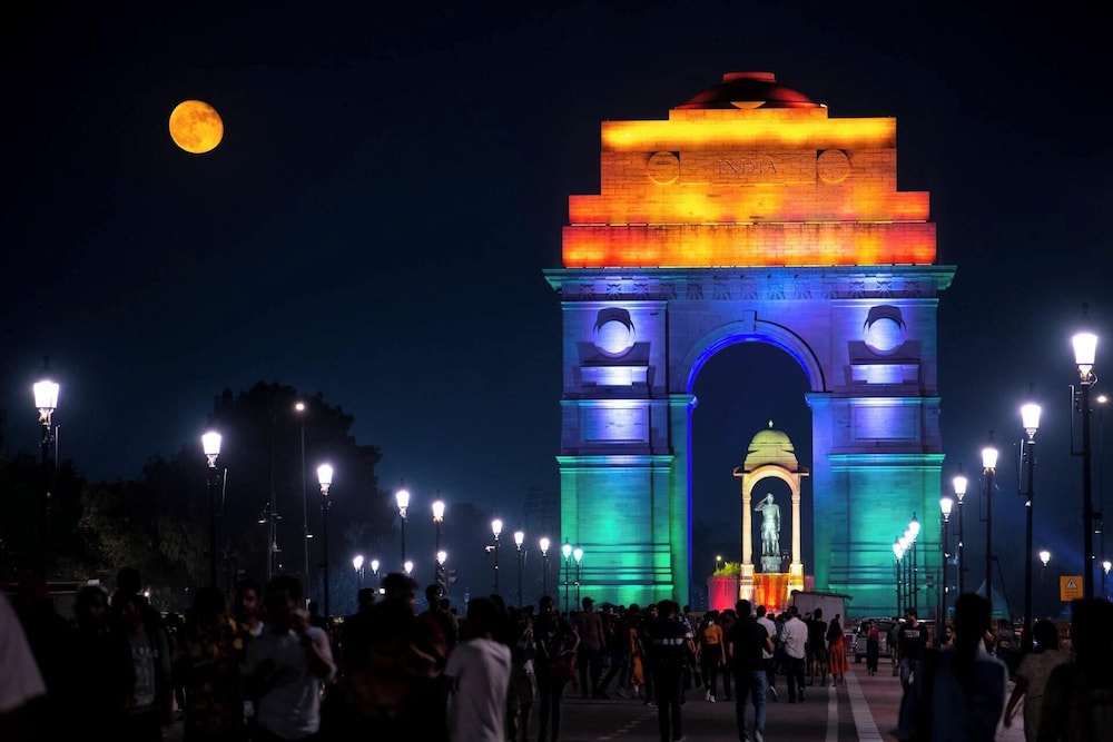 Hotel GoodLuck House Near Delhi Airport