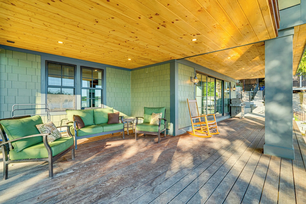 Scenic Views, Private Dock: Lake Bomoseen Retreat!