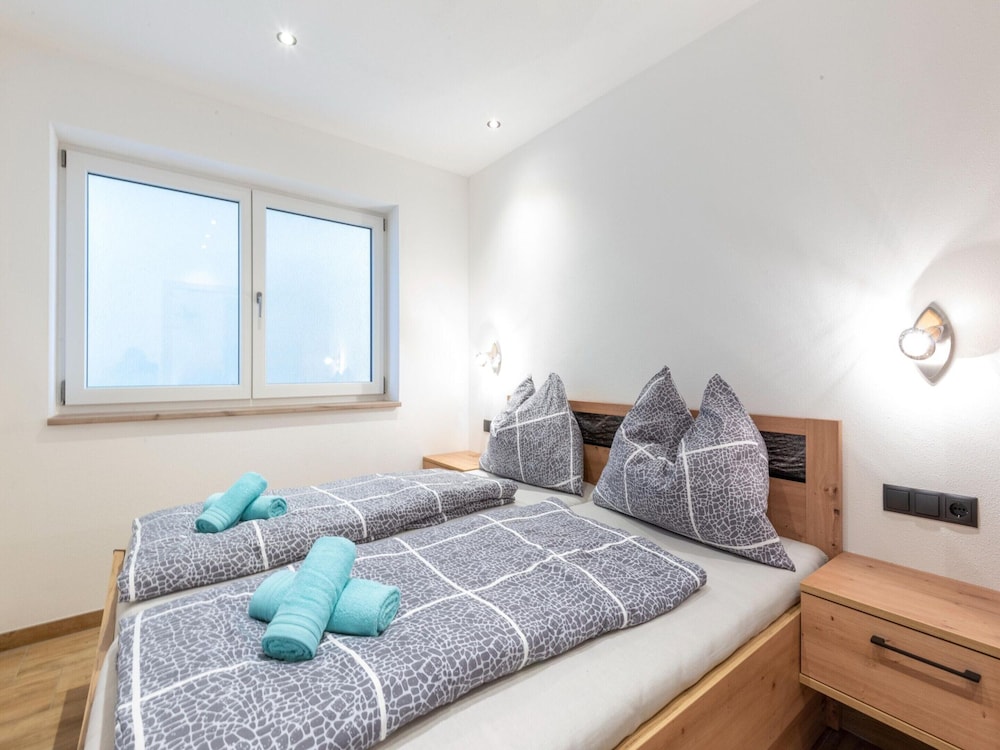 Apartment in Piesendorf Near Ski Slopes