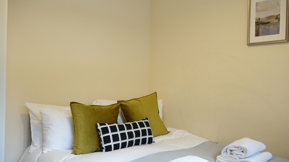 Heathrow Ensuites Rooms