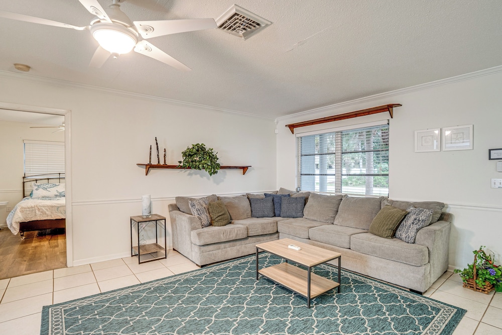 2 Mi to Beach: Home w/ Pool in Venice