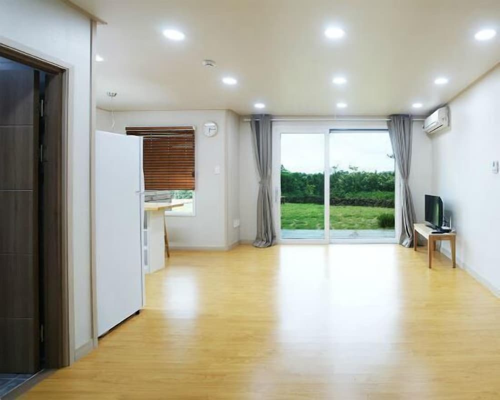 Tilda House