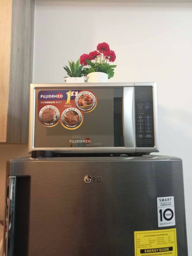 Luxurious Bayview 2BR Near MOA Picc CCP Free Wifi