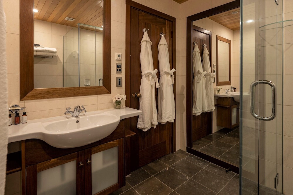 Cabot Lodge