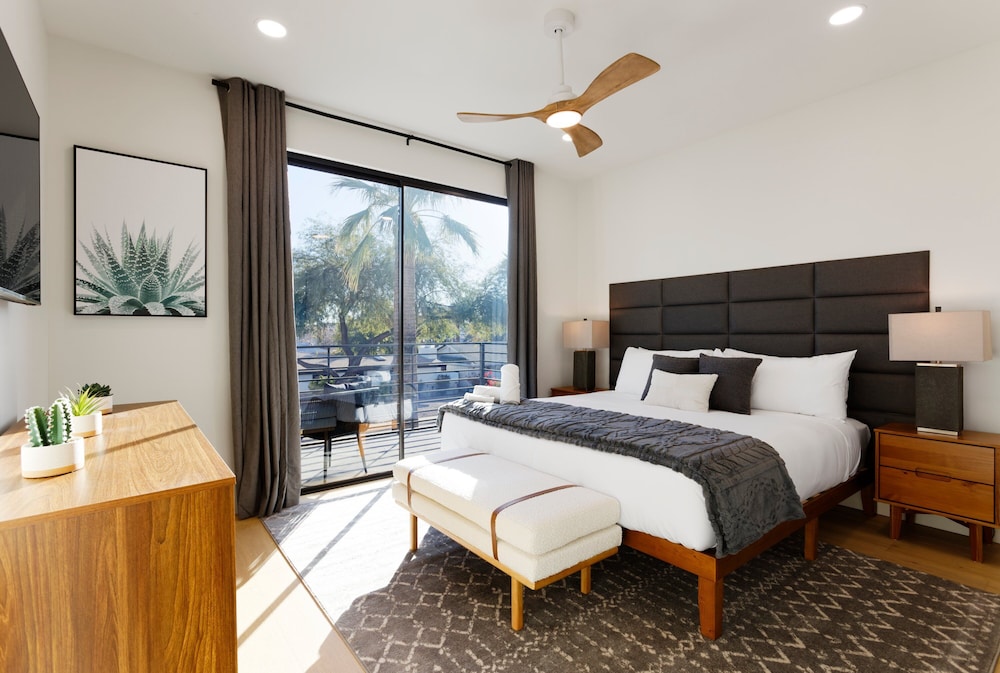 Luxe - Nouveau - Sparkling Pool - Walk to Old Town