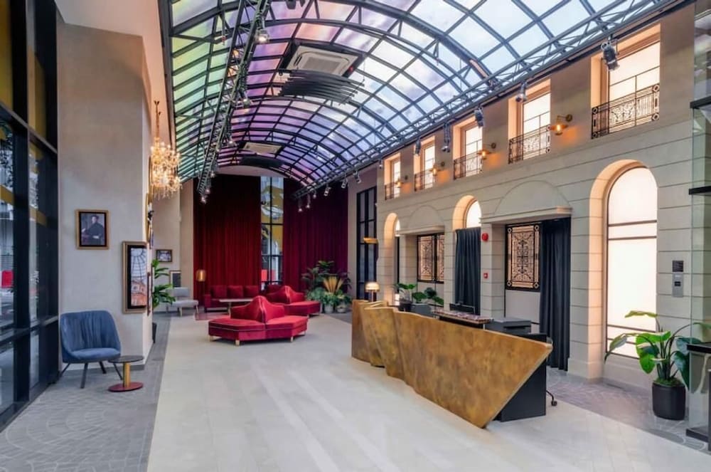 Scarletz Suites KLCC by Purple Orchid