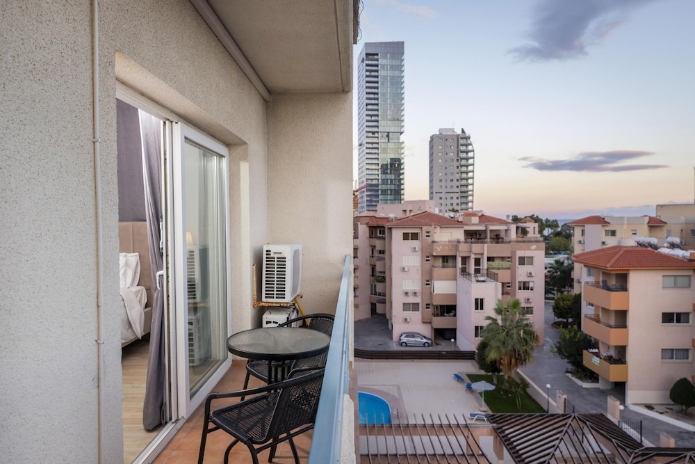 Palm Beach Apartment