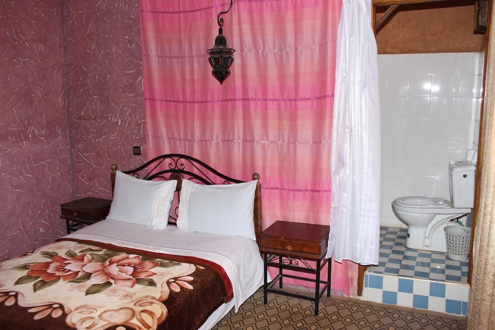 Auberge Les Amis view 5
