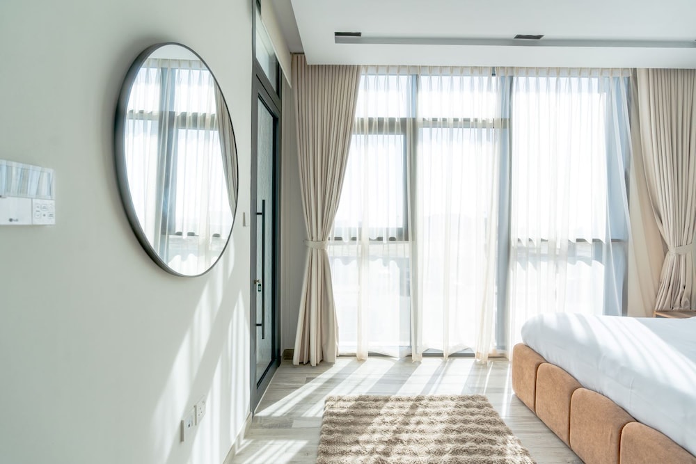 Luxury townhouse in Al Danah Bay