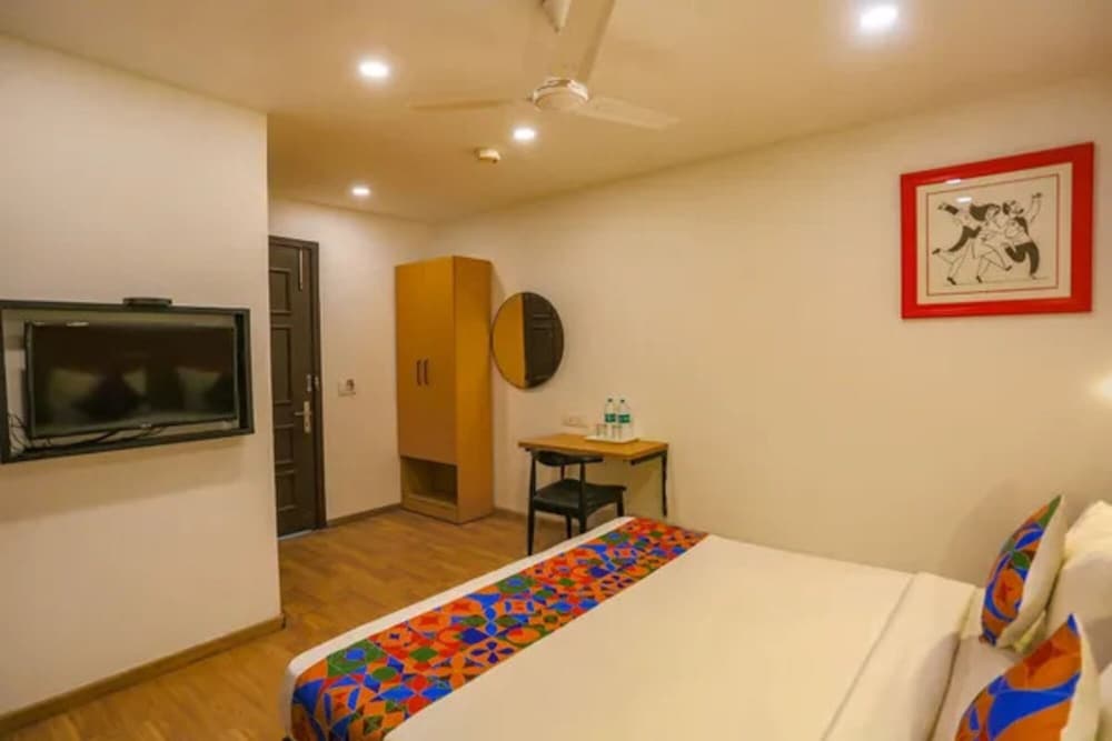 Fabhotel Orchid Blu