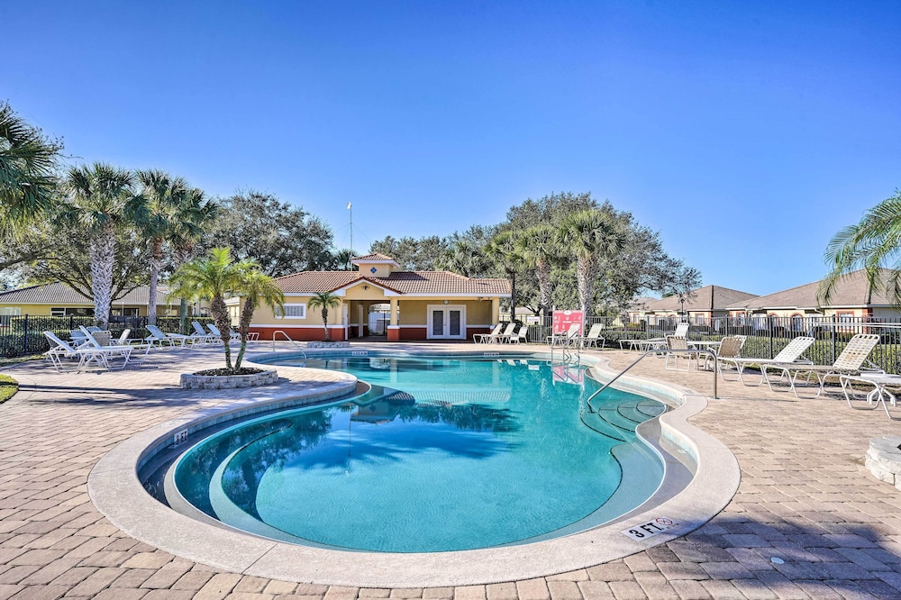 Pool & Hot Tub Access at Resort Home in Poinciana
