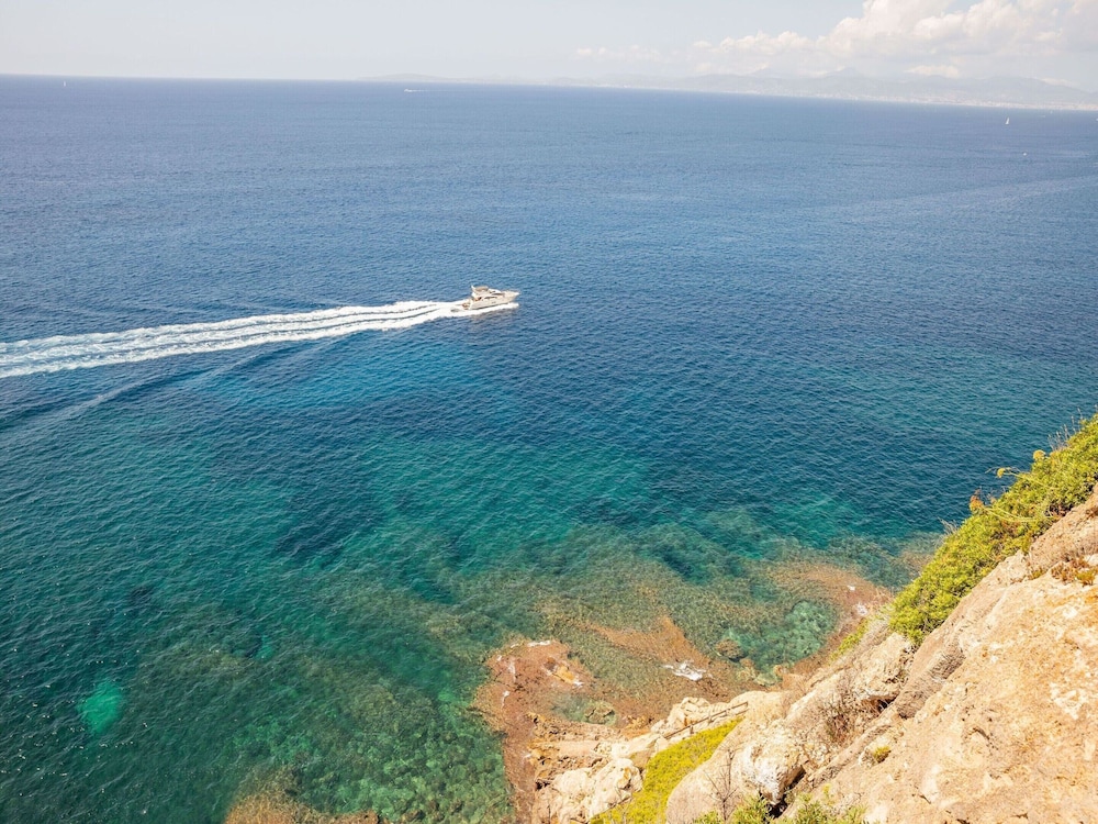 Villa in Tolleric With Private Pool view 3