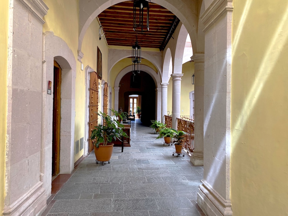 Zacatecas Vacations - Hotel Casa Faroles - Property Image 3