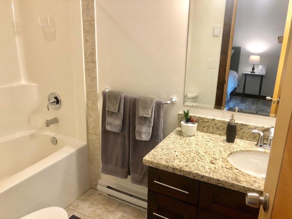 Davis Brook Retreat