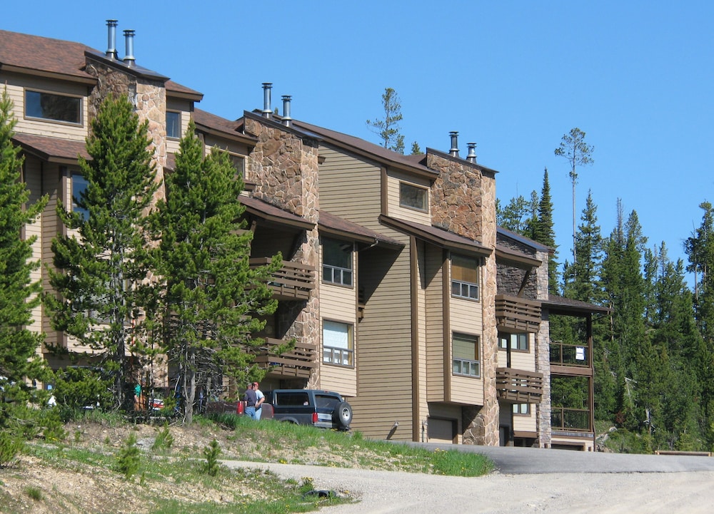 Beaverhead Condos at Big Sky Resort - Property Image 12