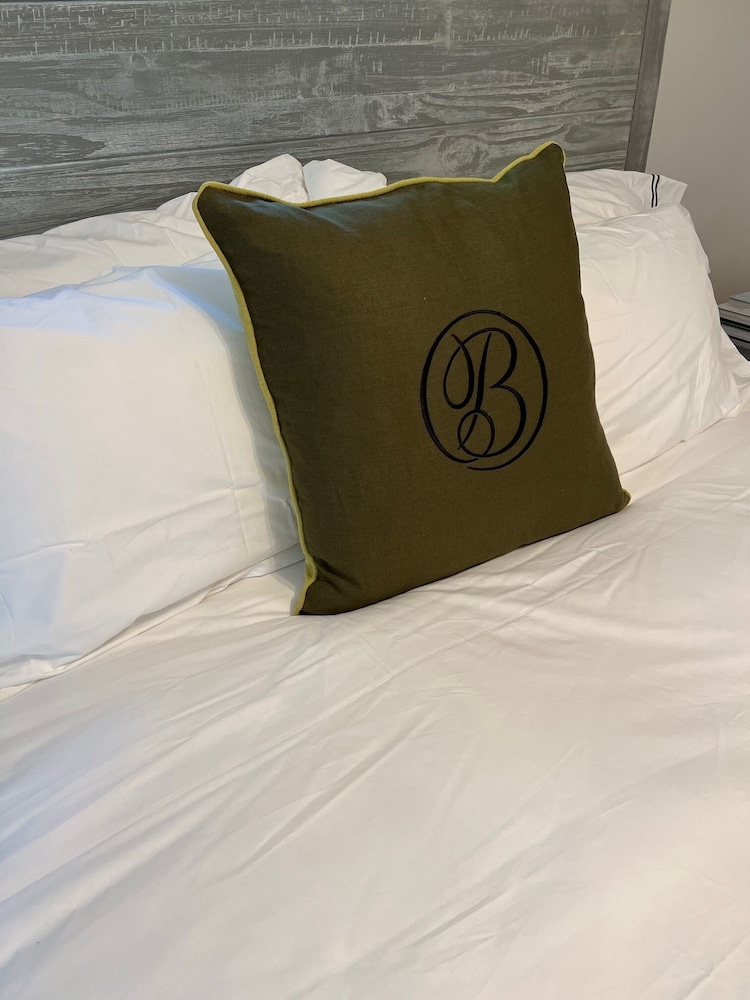 Brattleboro Vacations - The Brattleboro - Property Image 10