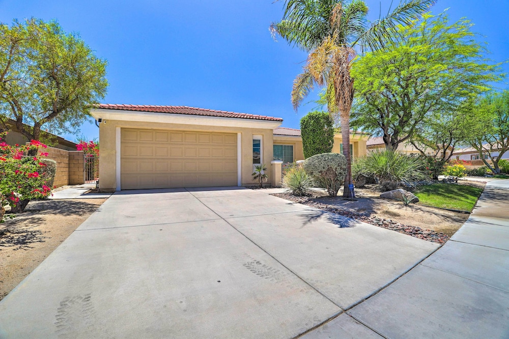 Updated & Modern Palm Desert Hideaway w/ Pool view 4