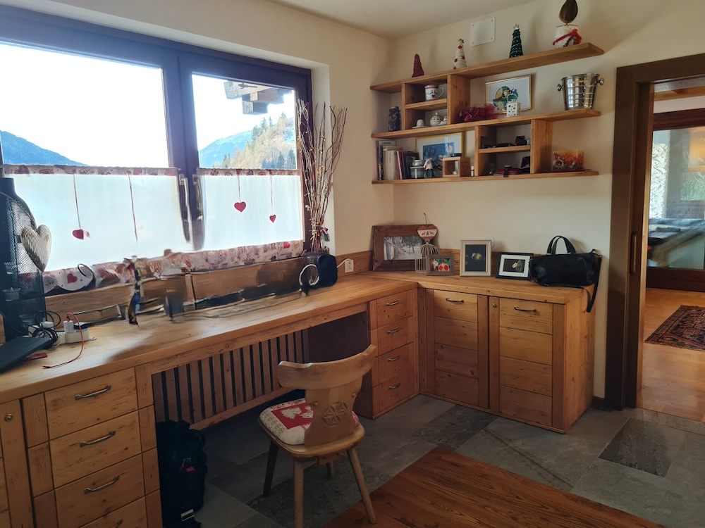 Mountain-view Apartment in Bad Kleinkirchheim