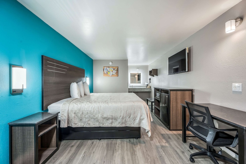 Econo Lodge Russellville