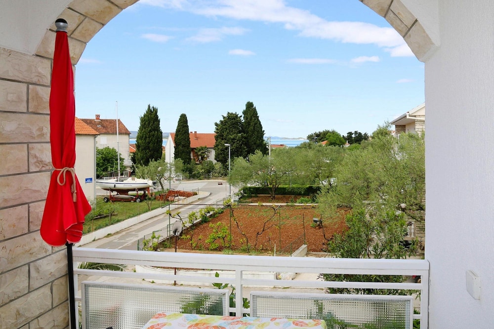 Biograd Beachside Family Apartment
