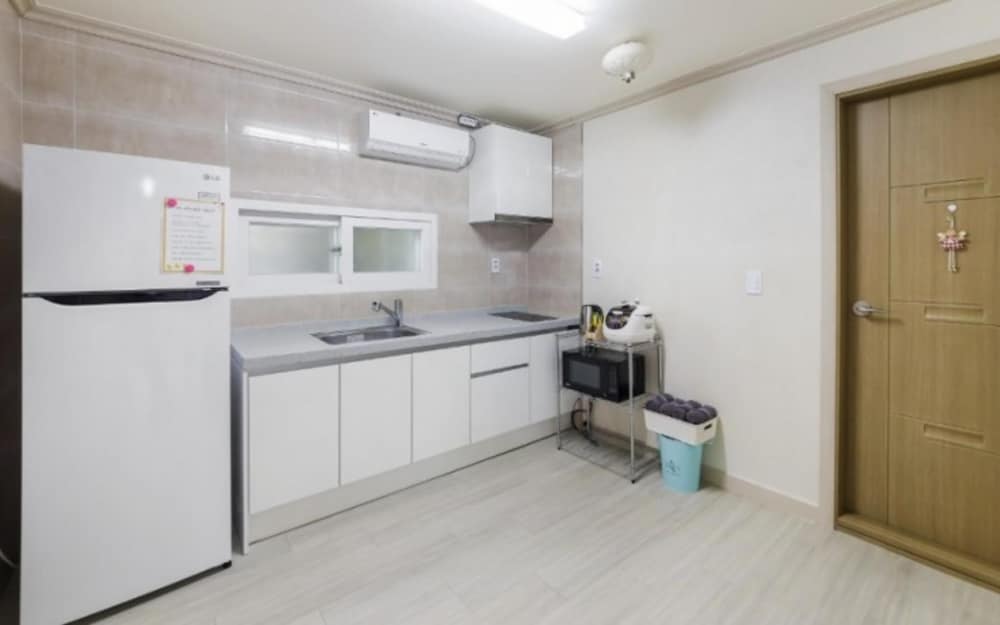 Yeosu Ocean View Pension view 2