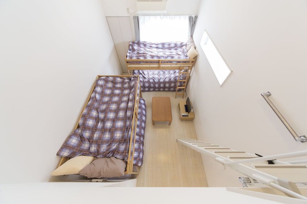 TRIP POD MINOSHIMA -room-