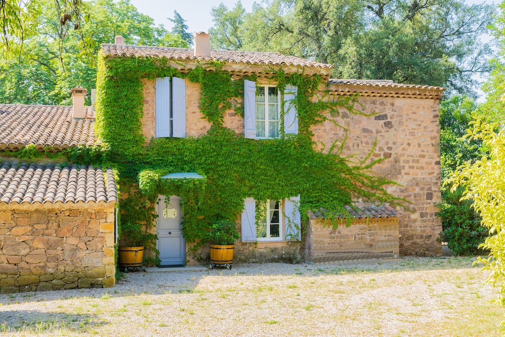 Château des Bertrands