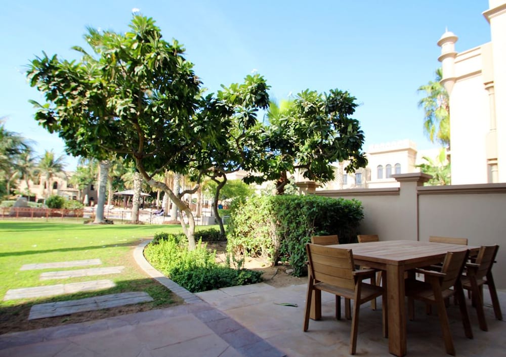 Kennedy Towers - Canal Cove N