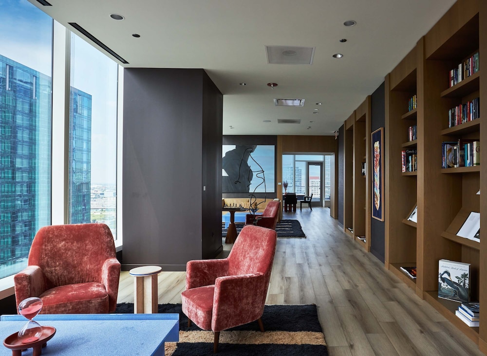 Panoramic Lake Views Premier Amenities for Groups