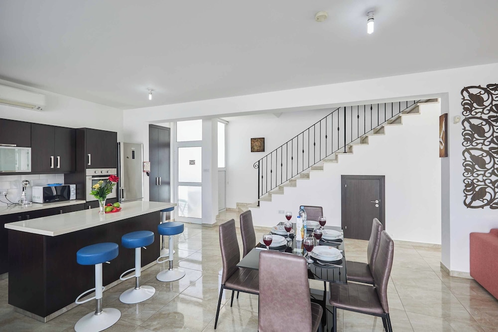 Protaras Pearl Pe18