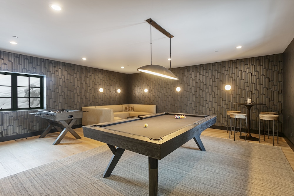 50 - Six Bedroom with Spa Stag Lodge 6 Condo