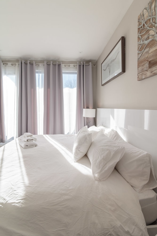 Parc Avenue Lofts