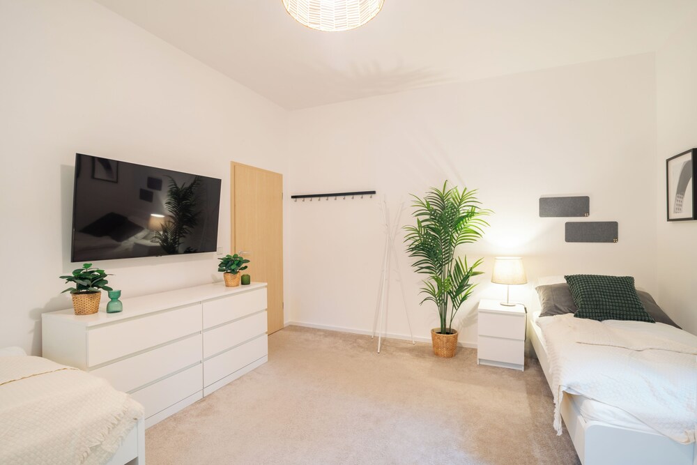 Arbio Monteurzimmer Zossen For 5 People W Parking