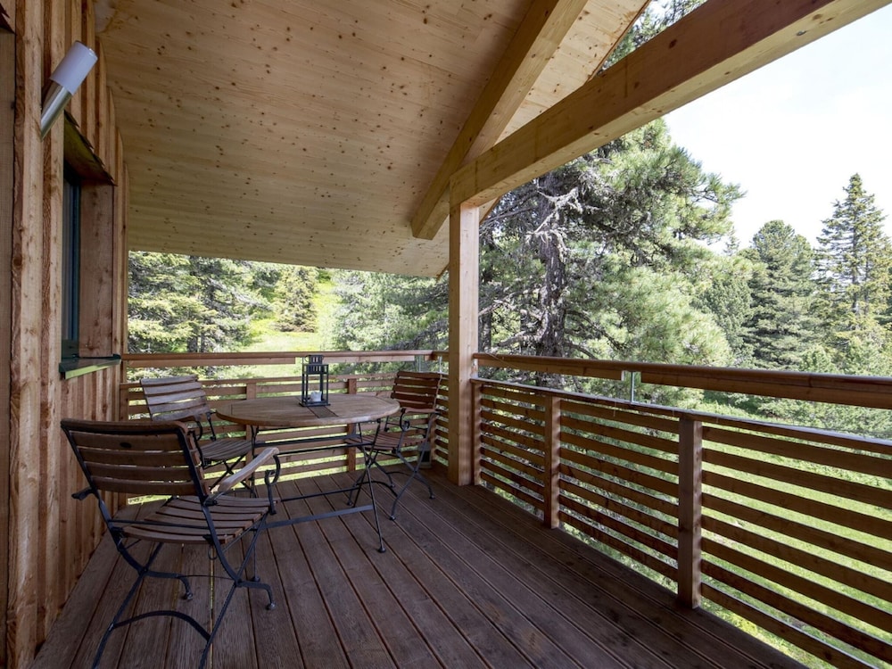 Amazing Chalet With Sauna