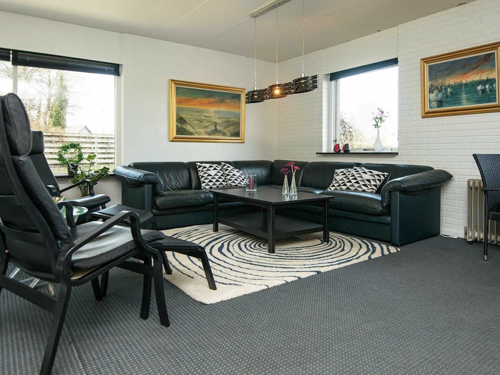 30 Person Holiday Home in Ebeltoft-by Traum