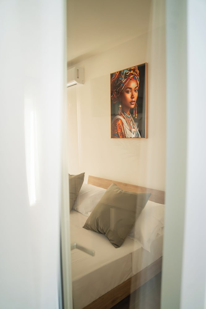 Viroga suite apartments