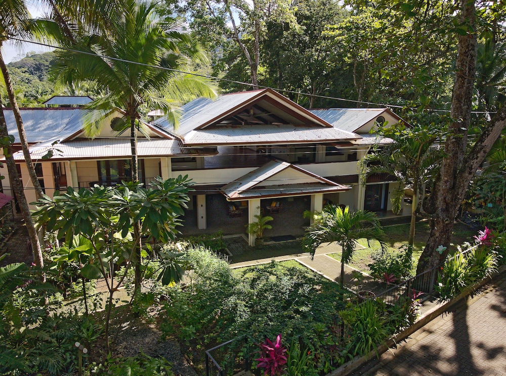 Hona Beach Hotel