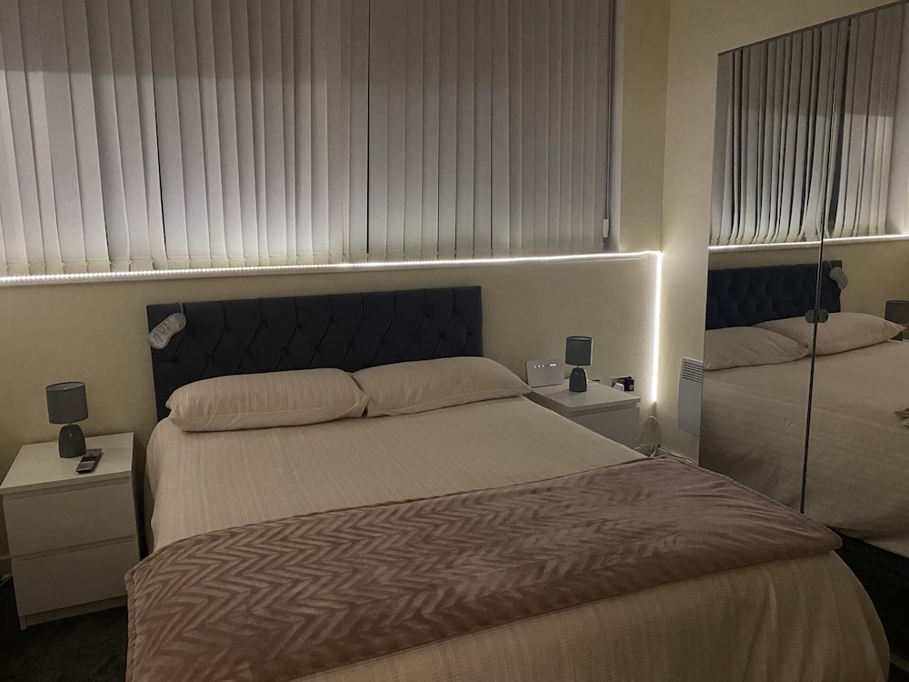 Brand New Apartment City Centre Liverpool view 4