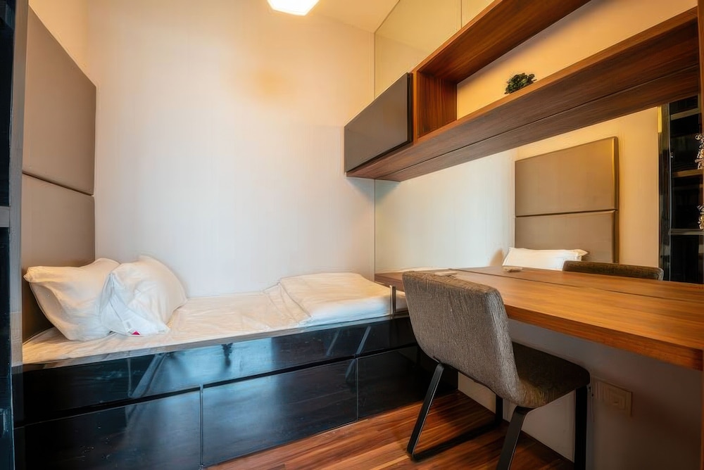 VERVE Suites KL South Apartments & Condo