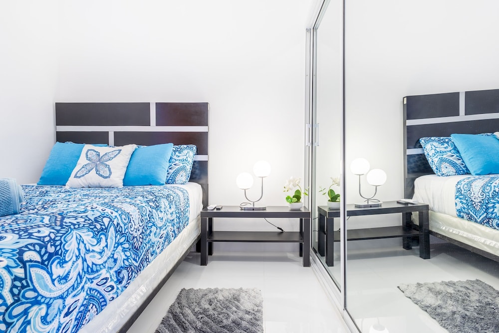 New Stylish 3BR Villa With Private Pool Terrace